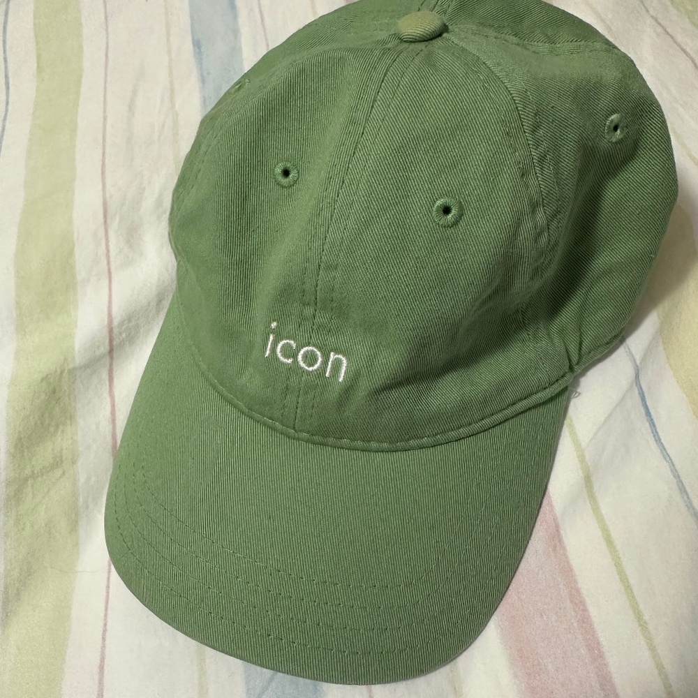 Green Baseball Cap “Icon”